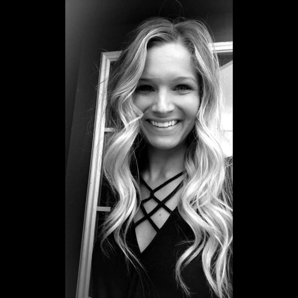 Meet your Posher, Abbie